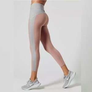 MICHI Lotus Crop Leggings Rose Quartz Carbon38